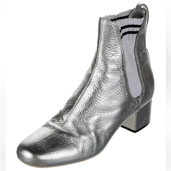 Fendi Leather heel Booties - Picture 1 of 5
